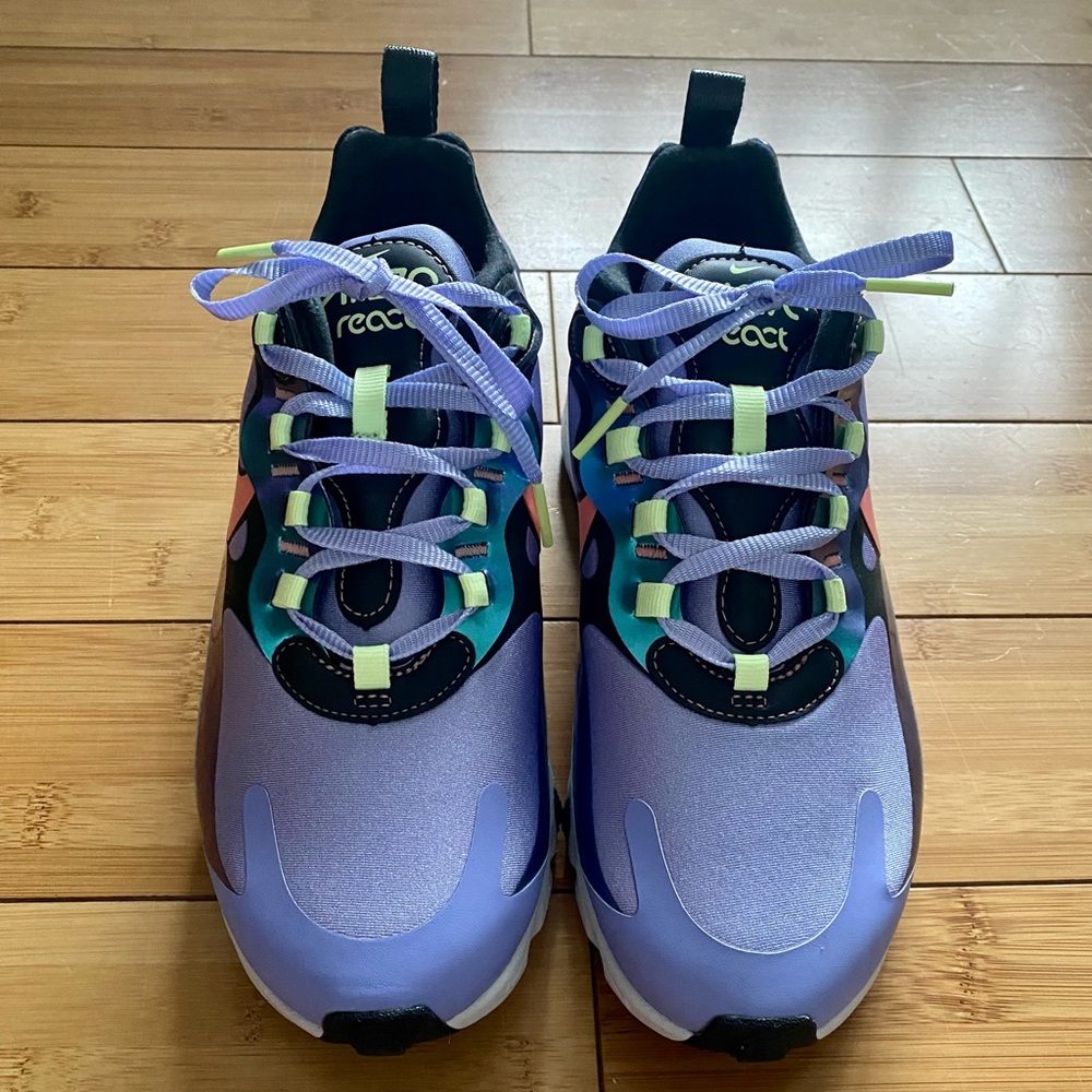 Nike Air Max 270 React Running Shoes